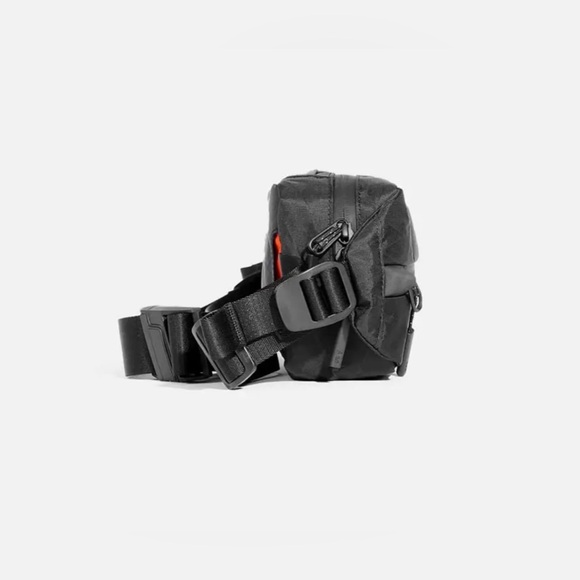 Aer City Sling 2 X-Pac in Black - Picture 11 of 15